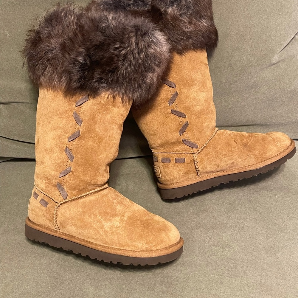 UGG Australia Women’s Rosana Boot
